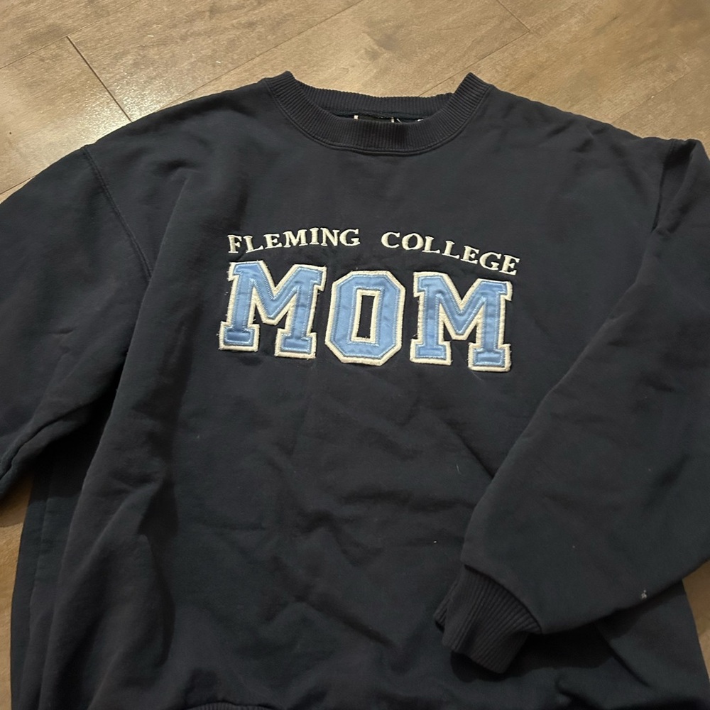 Vintage crew neck